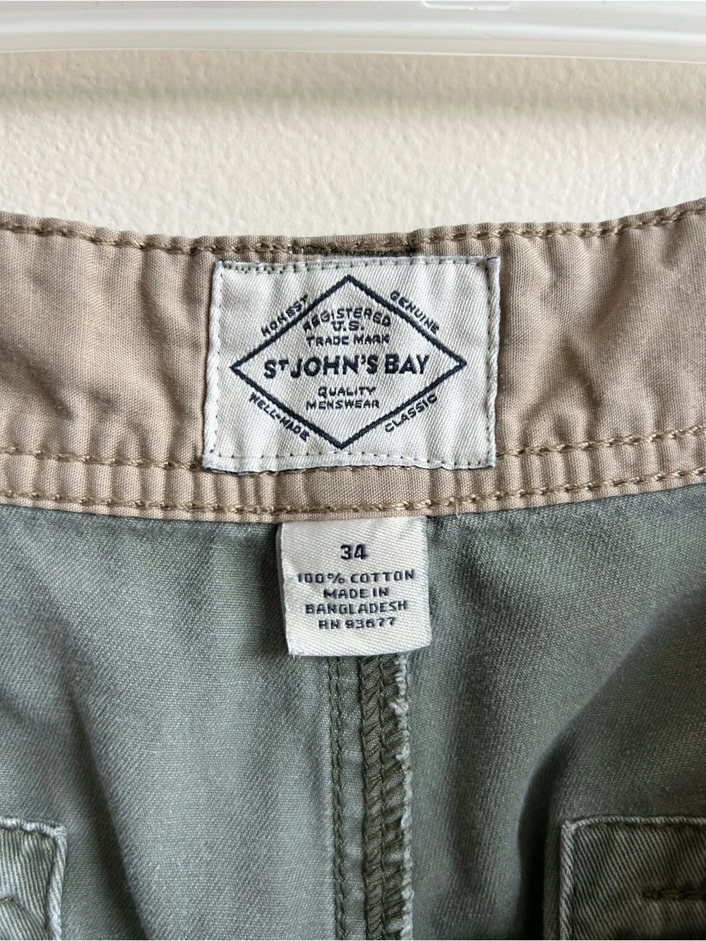 St. John’s Bay Mens Vintage Hunter Green Cargo Baggy Shorts 9 Inch Size 34